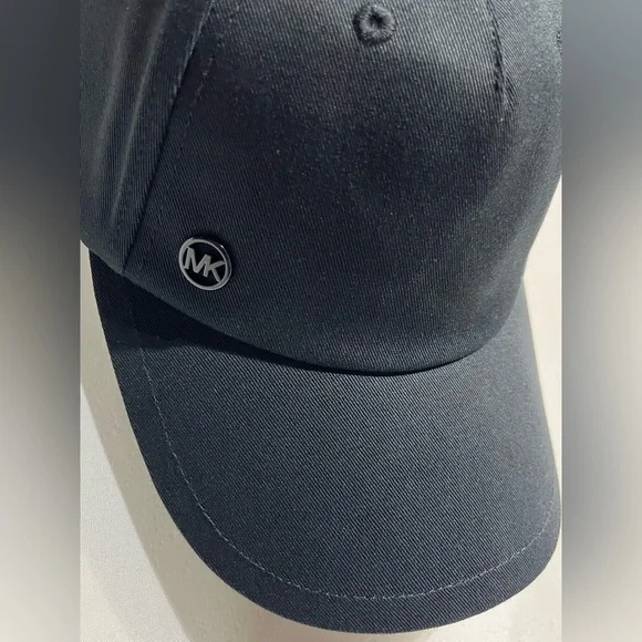NWT- MICHEAL KORS Baseball Hat, Velcro Adjustable Strap. - Picture 2 of 7